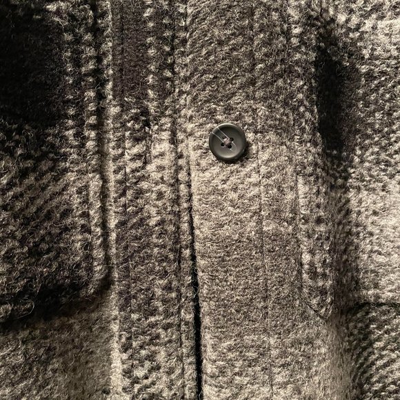 Gap Flannel Shirt Jacket - Picture 2 of 4